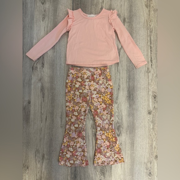 btween Other - Pink Ruffle Top and Floral Pants Set